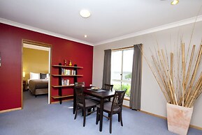 Bruny Island Escapes and Hotel Bruny