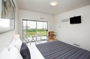 Bruny Island Escapes and Hotel Bruny