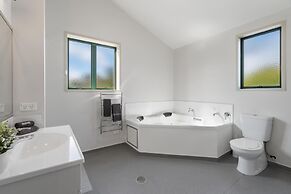 Tasman Holiday Parks - Miranda