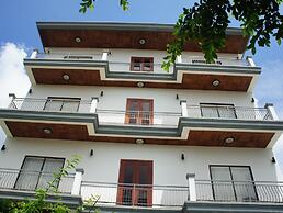 Heart Language Angkor Hotel - Hostel