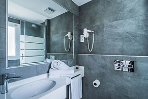 Apartamentos Sunway Apollo