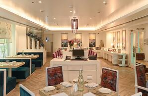 The Ashtan Sarovar Portico Delhi