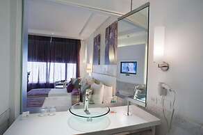 The Ashtan Sarovar Portico Delhi