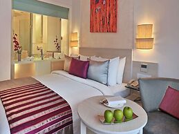 The Ashtan Sarovar Portico Delhi