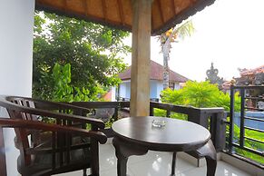 Warsa Garden Bungalows