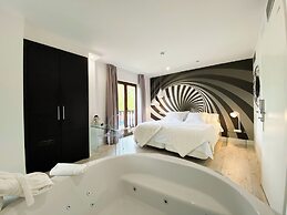 Hotel Cuevas - Adults Only