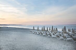 Hotel Village Paradise