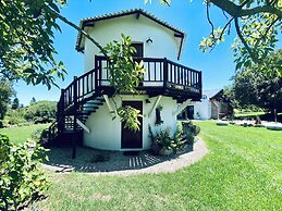 Bella Manga Country Escape