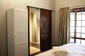 Bella Manga Country Escape