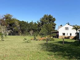 Bella Manga Country Escape