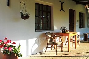 Bella Manga Country Escape