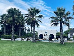 Bella Manga Country Escape