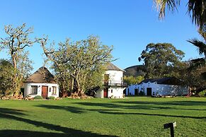 Bella Manga Country Escape