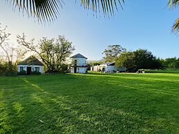 Bella Manga Country Escape