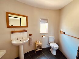 Bella Manga Country Escape