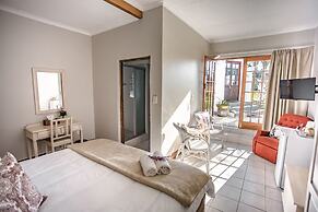 Bella Manga Country Escape