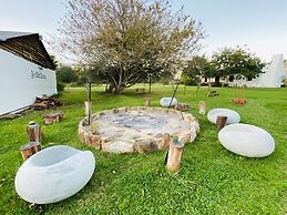 Bella Manga Country Escape