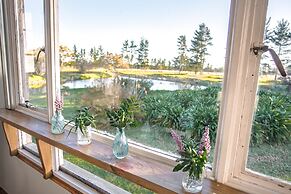 Bella Manga Country Escape