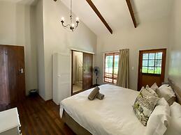 Bella Manga Country Escape