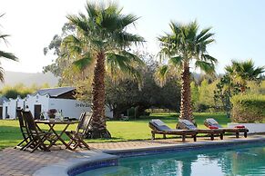 Bella Manga Country Escape