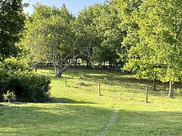 Bella Manga Country Escape