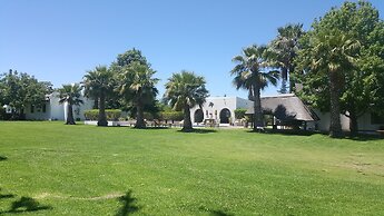 Bella Manga Country Escape