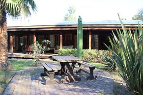 Bella Manga Country Escape