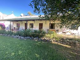 Bella Manga Country Escape