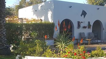 Bella Manga Country Escape