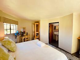 Bella Manga Country Escape