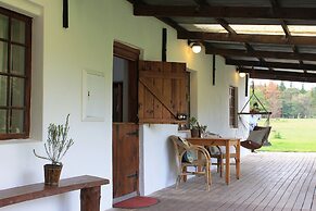 Bella Manga Country Escape