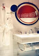 Frederic Koklen Boutique Hotel