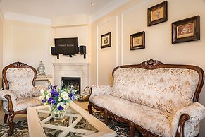 Frederic Koklen Boutique Hotel