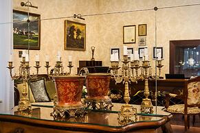 Frederic Koklen Boutique Hotel