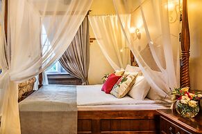 Frederic Koklen Boutique Hotel