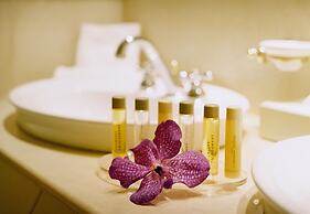 Frederic Koklen Boutique Hotel