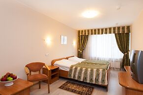 Voskhod Hotel