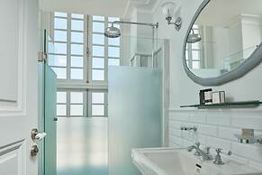 Poseidonion Grand Hotel