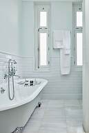 Poseidonion Grand Hotel