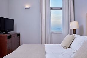 Poseidonion Grand Hotel