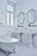 Poseidonion Grand Hotel