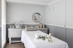 Poseidonion Grand Hotel