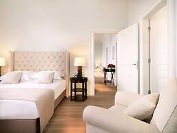 Poseidonion Grand Hotel