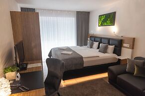 Boardinghouse HOME - adults only -