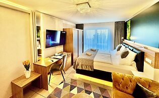 Boardinghouse HOME - adults only -