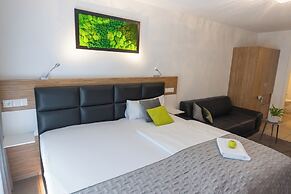 Boardinghouse HOME - adults only -