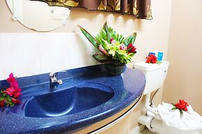 Le Uaina Beach Resort