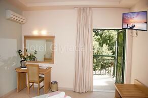 Glyfada Beach Hotel