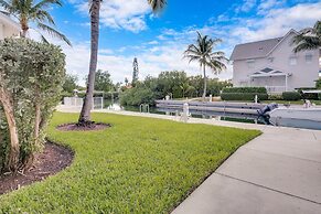 Coral Lagoon Resort Villas & Marina by KeysCaribbean