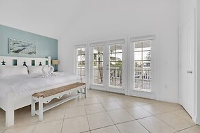 Coral Lagoon Resort Villas & Marina by KeysCaribbean